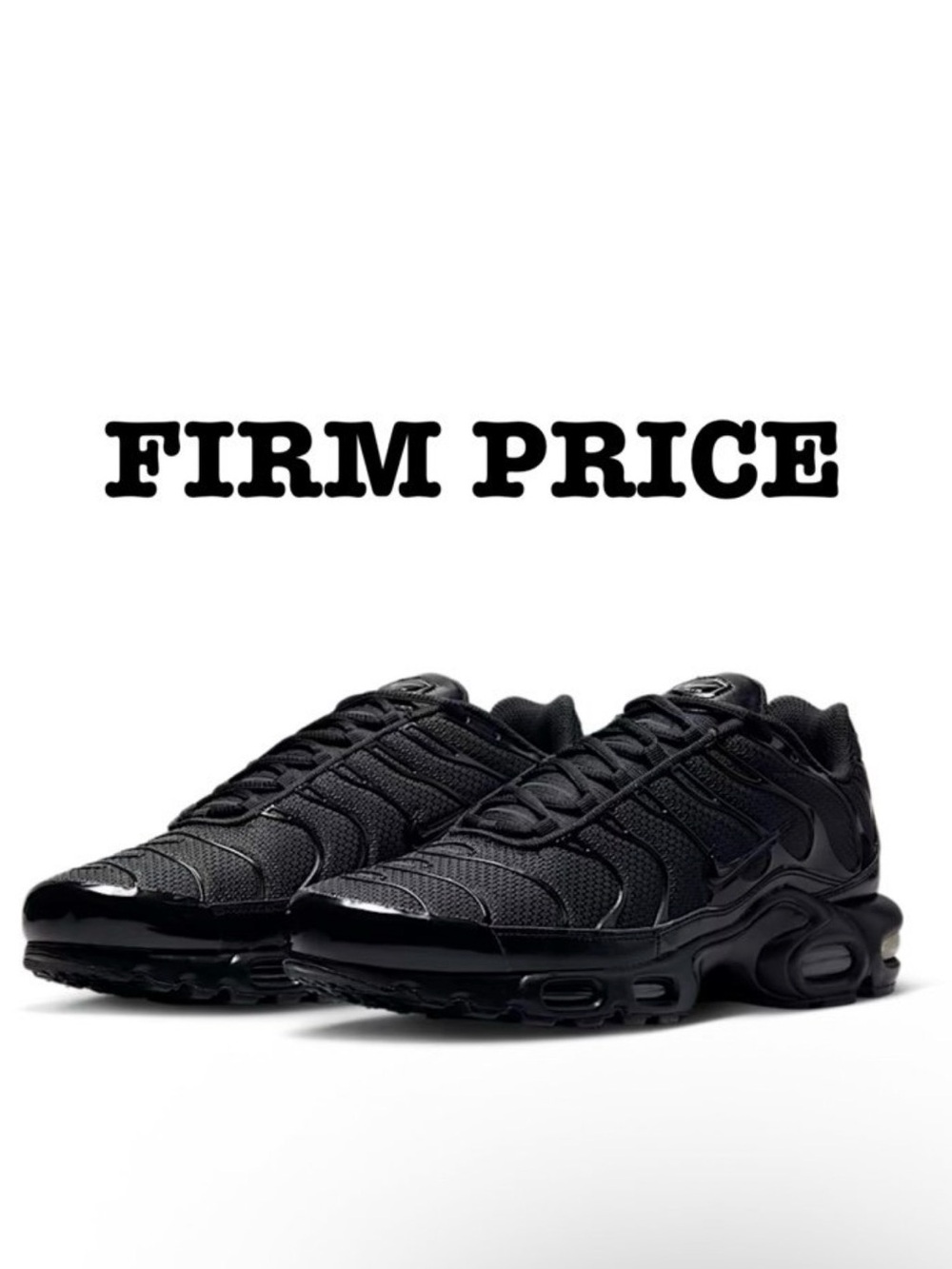 NIKE Air Max Plus Triple Black